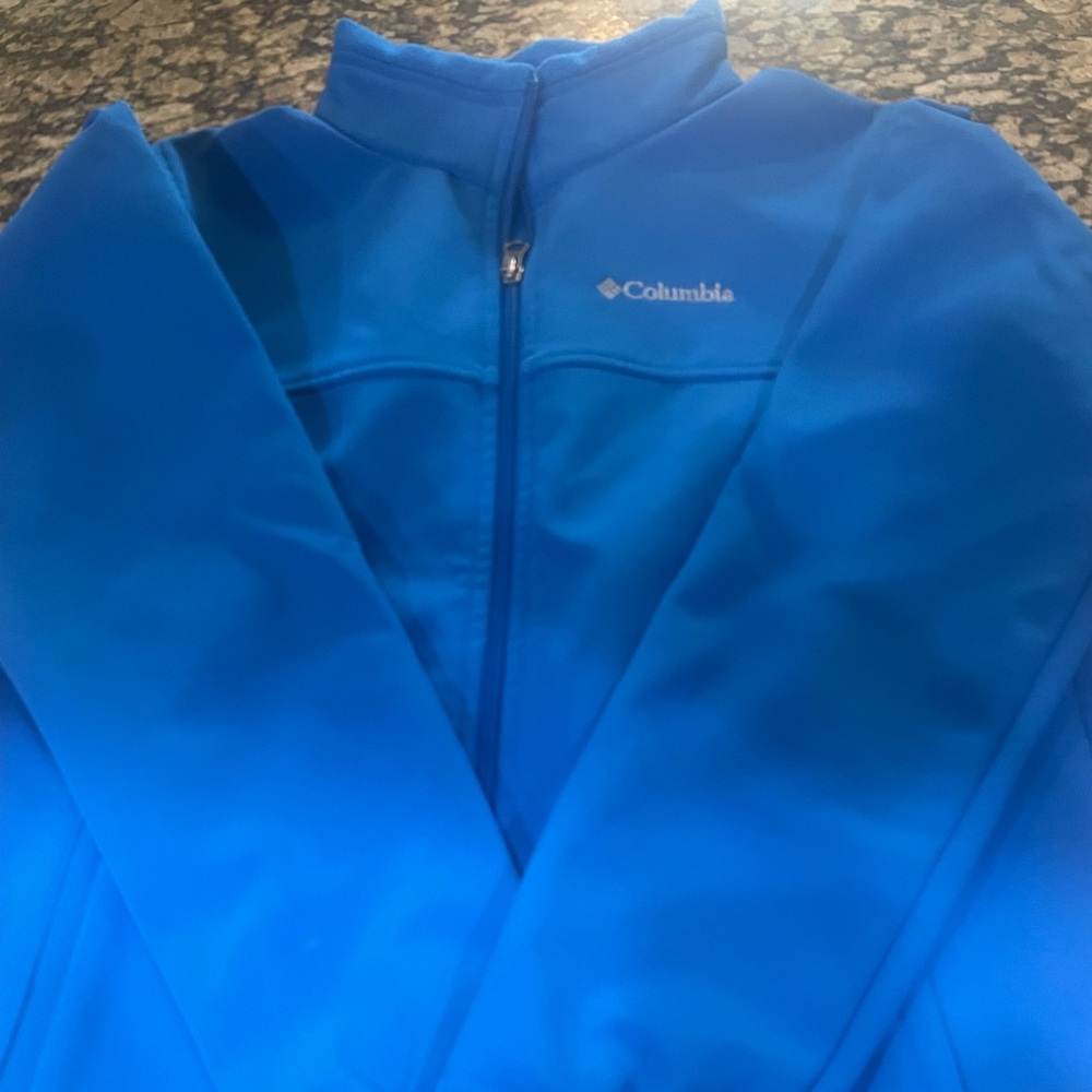 Columbia Vibrant Blue Outdoor Jacket